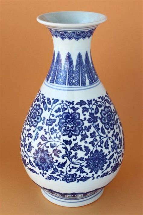what are the designs on a china vase called